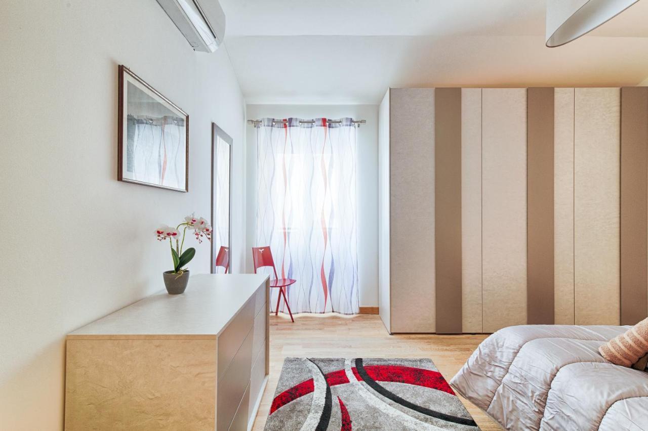 Frida Apartment Nuovo Luminoso Con Vista Aperta Trieste Eksteriør billede